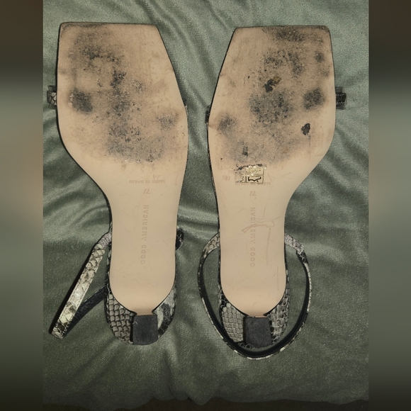 Good American Snakeskin Patterned Heels - Picture 2 of 5